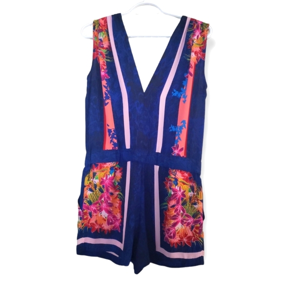 BCBGMAXAZRIA Vance V-Neck Blue Floral Romper - Picture 4 of 8
